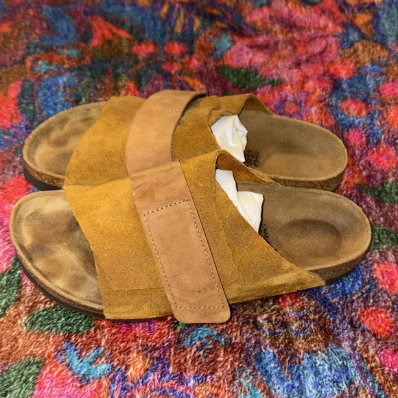 Birkenstock Kyoto suede leather & nubuck sandals in "mink" tan - Picture 7 of 8